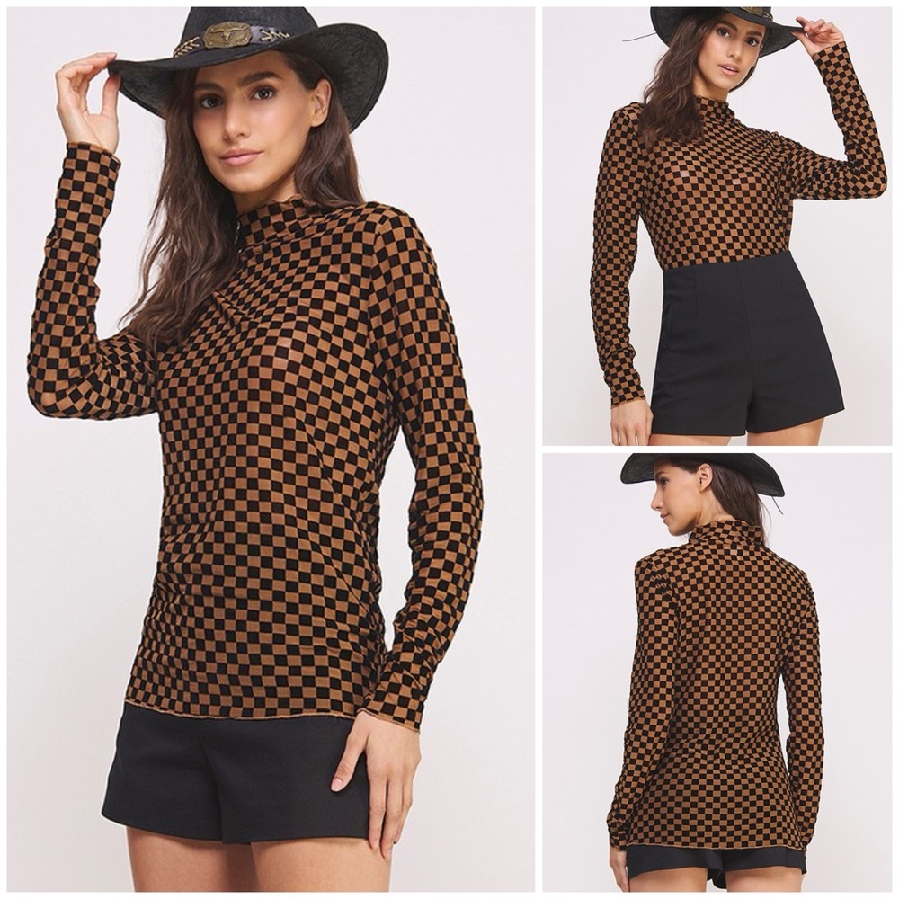🤎🖤 JUST ARRIVED 🤎🖤 Mesh Mock Neck Checkered Top